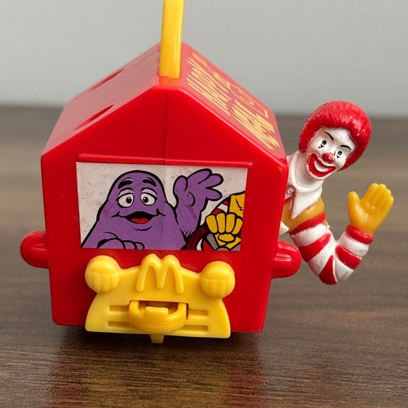 Vintage 1994 McDonald's RONALD MCDONALD Happy Meal Toy Box Birthday Train Car - Picture 7 of 8